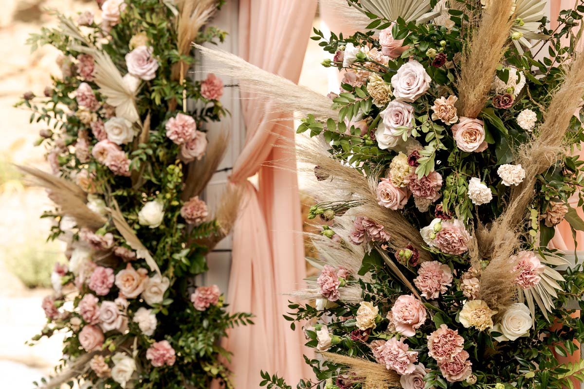 lcfloraldesign.com | LC Floral Design | Wedding Flower Designer Servicing San Francisco and the Bay Area in Northern California | Private Estate Weddings | Aperina Studios  (3).jpg