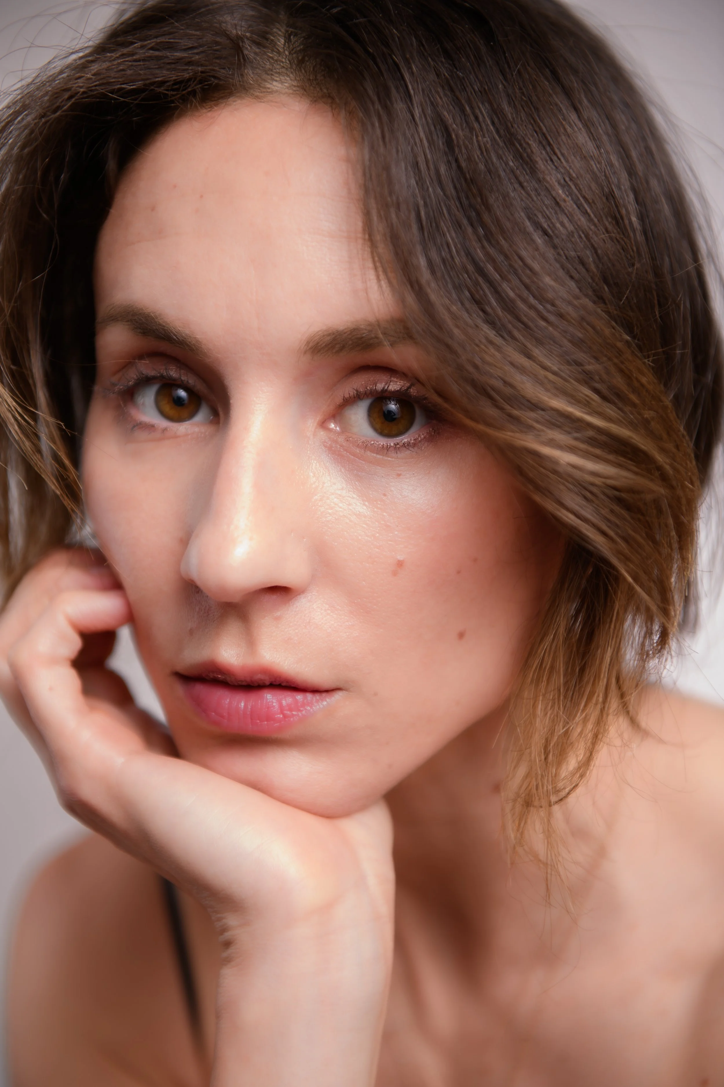 Troian Bellisario 