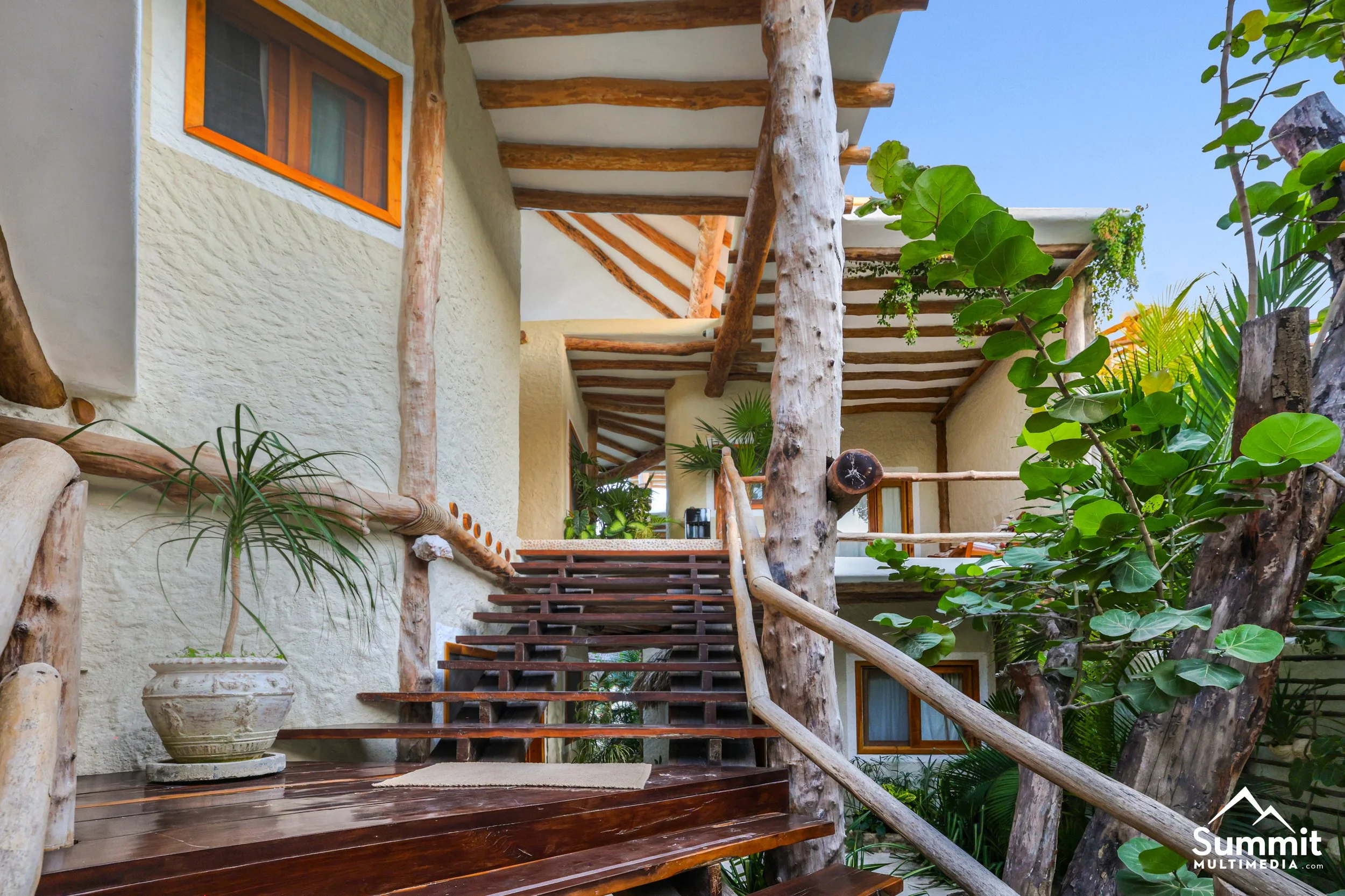 hotelMawimbi_commons_006.jpg