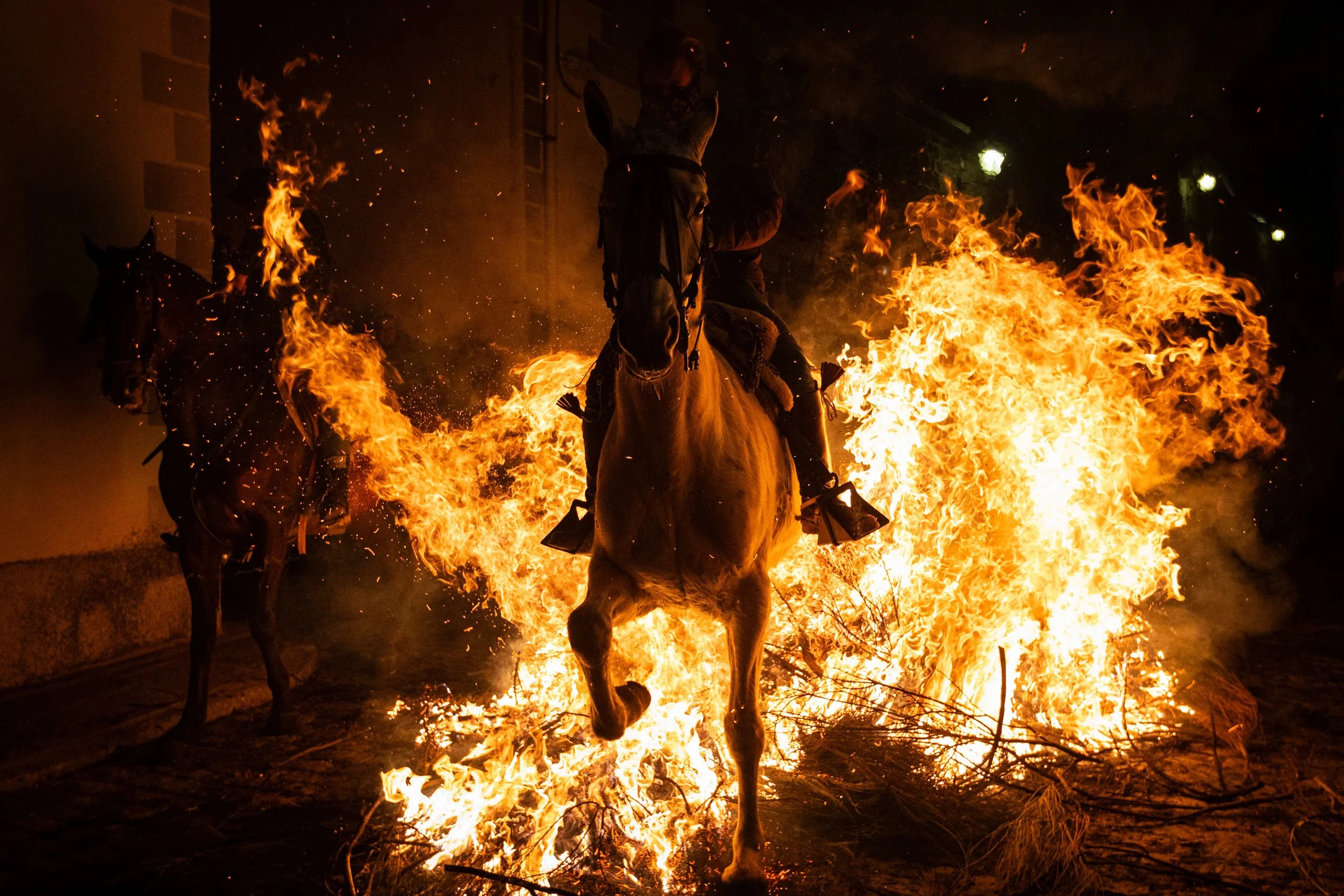 Diogo Baptista / Portugal / LUMINARIAS