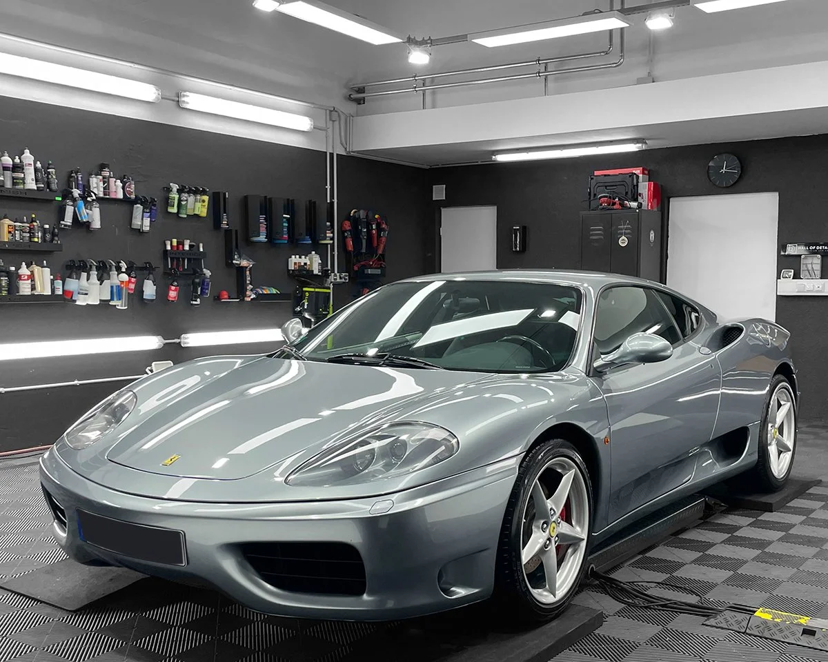 Ferrari F360 - mehrstufige Politur & Keramik Beschichtung für Lack, Glas + Felgen