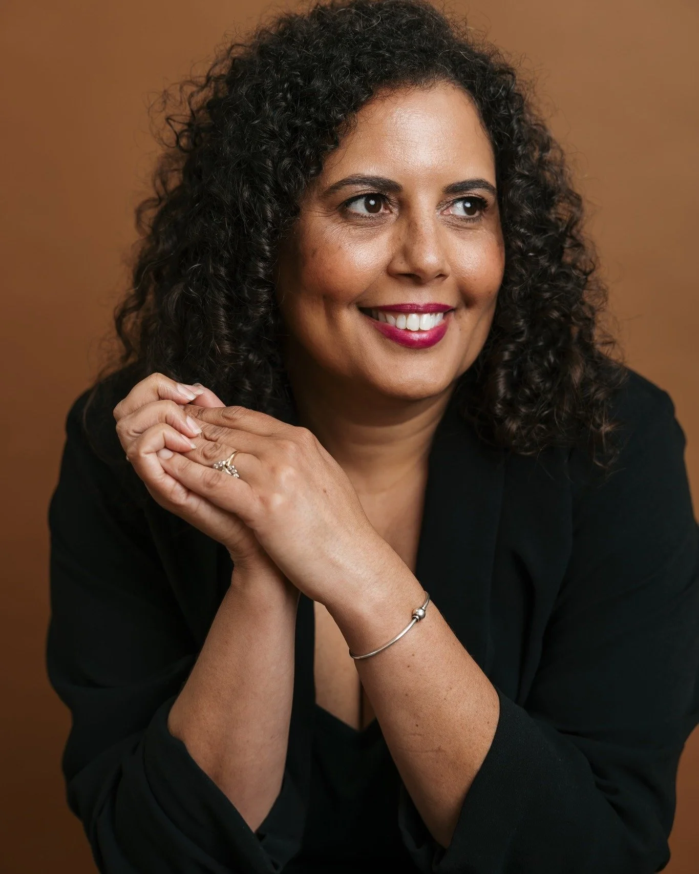 do these headshots give author vibes? This rockstar published a book last year!!!!