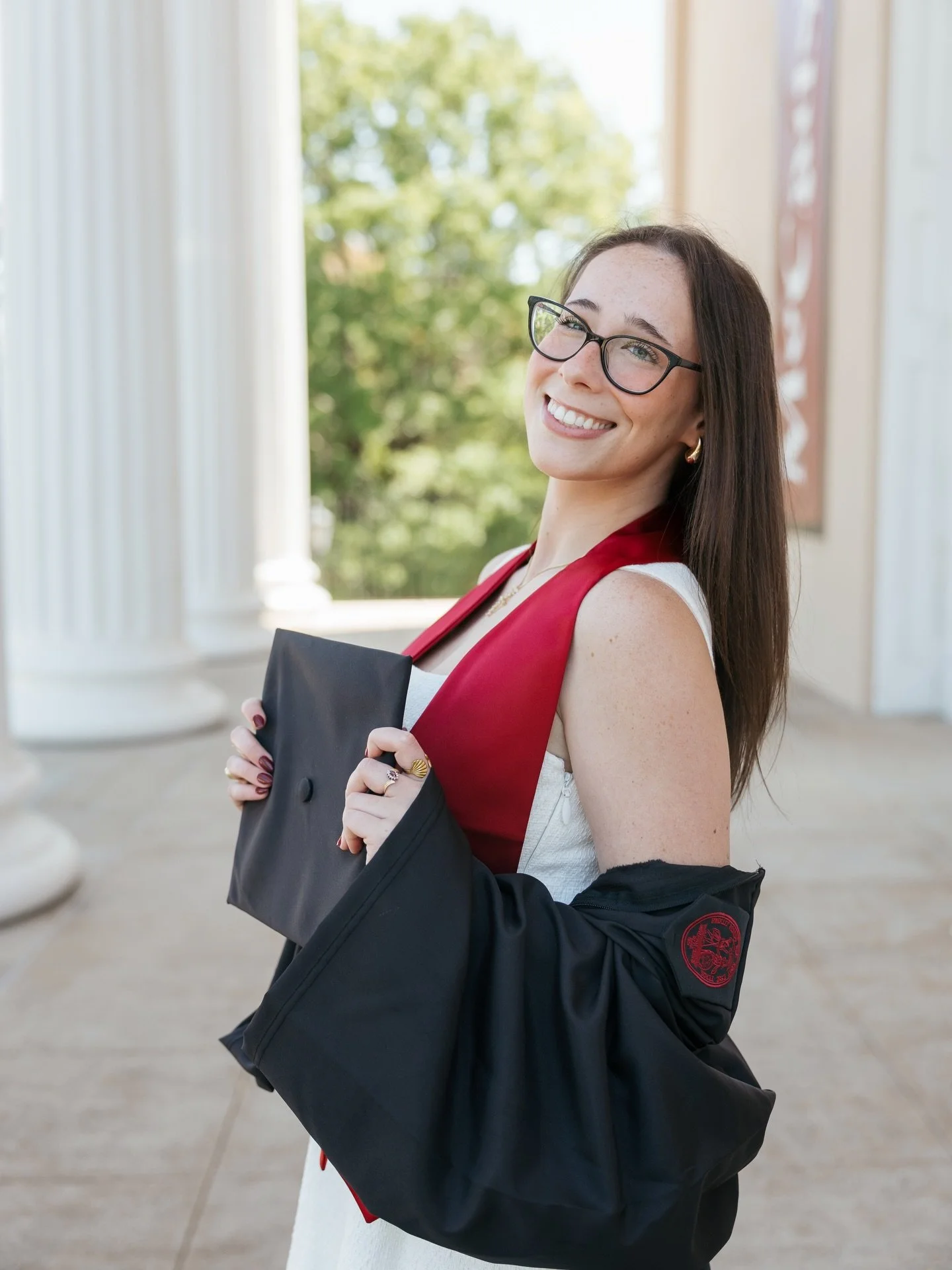 What college stories will you carry with you forever? What dreams have gotten you here? Congratulations to all of this year&lsquo;s grads! 

Graduation season is always one of my favorites. Especially when it&rsquo;s with my gamecocks! 🥹🤙🏻