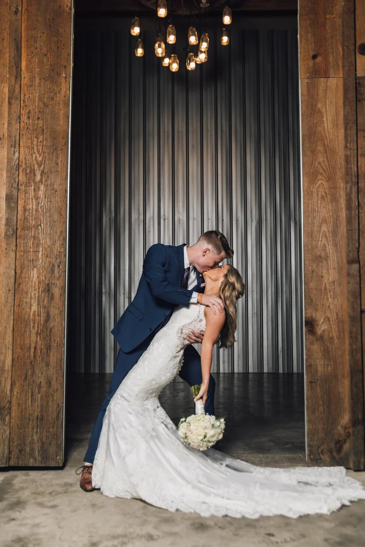 Colorado Springs Wedding Kiss