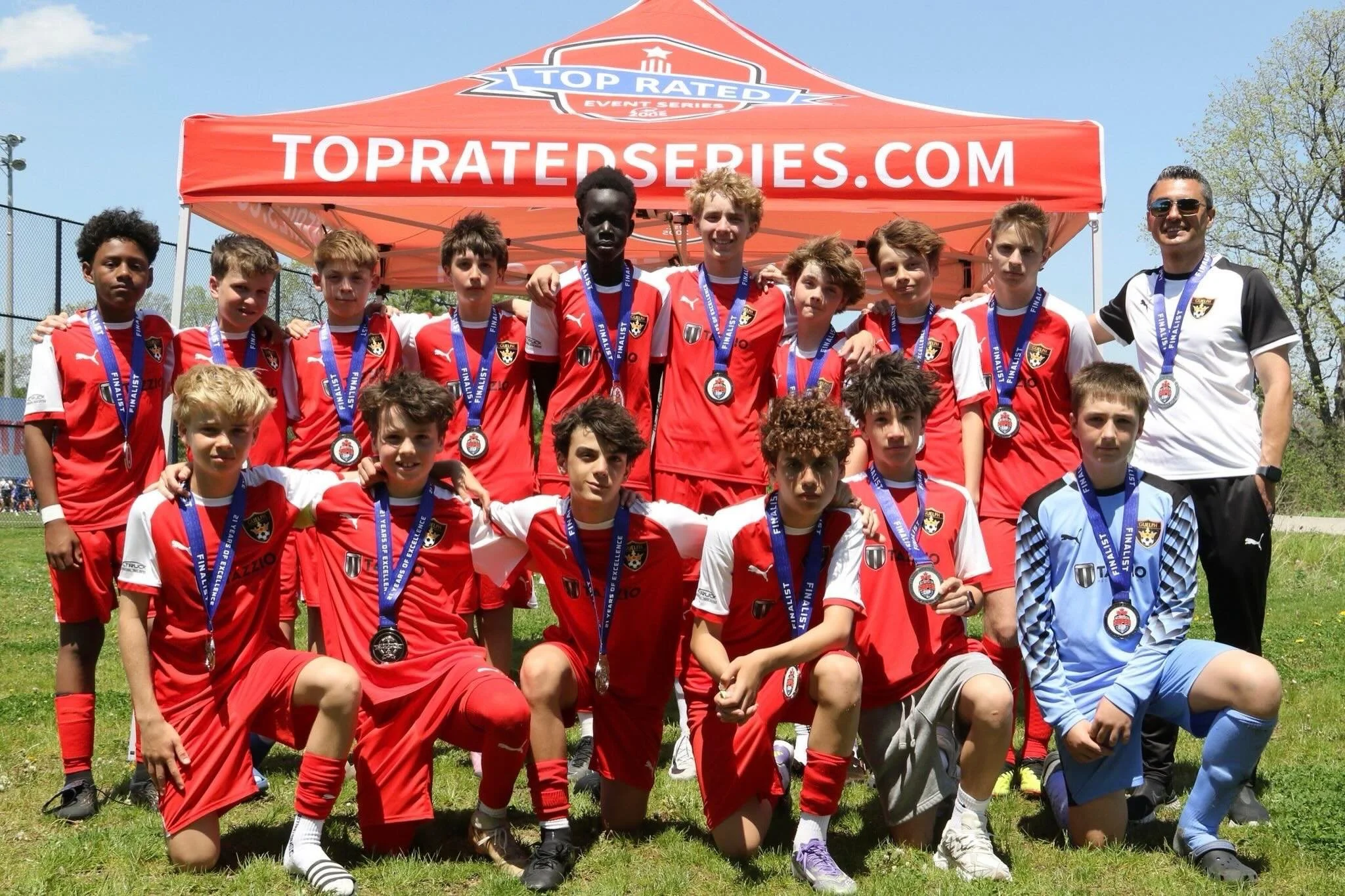 This past weekend, our Boys U14 Academy team competed in the @topratedseries Super Cup.  The boys battled all the way to the finals and came up just short in penalty kicks against FTF Jaguars. Congratulations on being finalists and on a fantastic wee