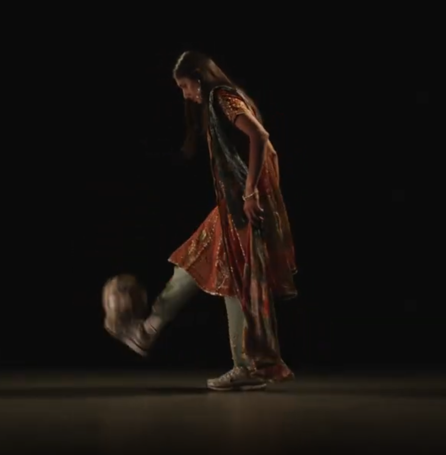 Alina Akbar - Footwork