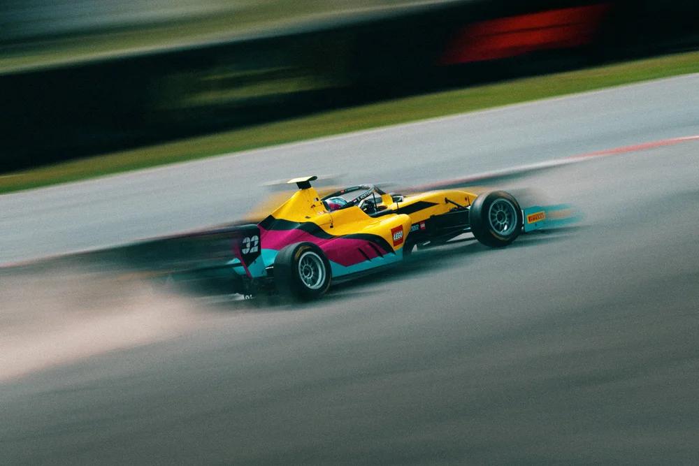 A fleeting second — motion photograph by Visual Motions