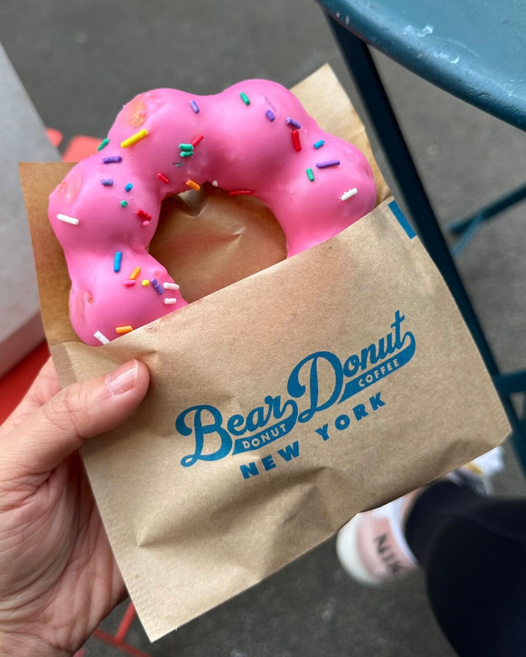 Pink Chocolate for days💓​​​​​​​​​
photo @josephina_

📍 Bear Donut 40 W 31st St NYC 

#beardonut #donuts #donut #nyc #nyceats #nycdessert #eaterny #eater #nyctreats #newyork #empirestatebuilding #flatiron #nycdonuts #ubereats #grubhub #seamless #pos