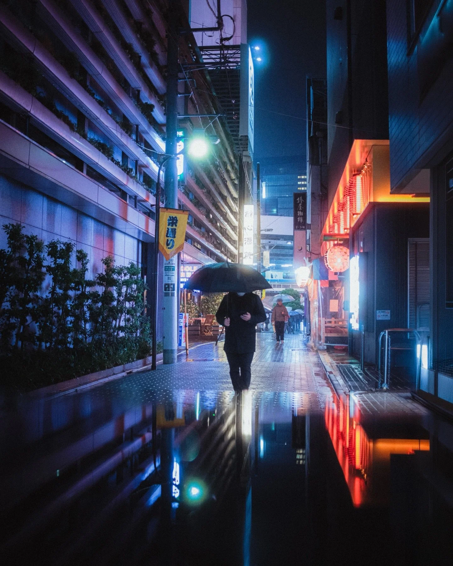 All we got is Time&thinsp;
&thinsp;
Rainy Dayz Part 3 ☔️&thinsp;
&thinsp;&thinsp;
Taken on one of my recent TOKYO AFTERHOURS street photography workshops .. more to come!&thinsp;&thinsp;
&thinsp;&thinsp;&thinsp;&thinsp;
&mdash;&mdash;&mdash;&mdash;&m