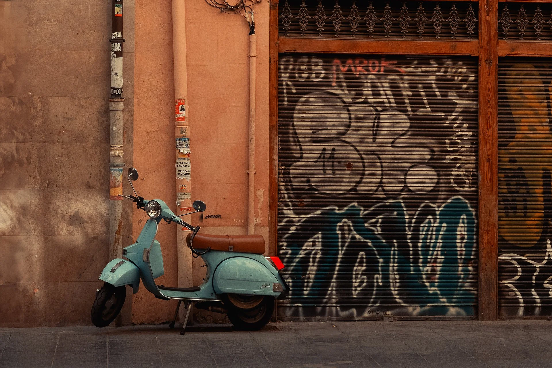 SteveBarnard - VespaAndGraffiti.jpg