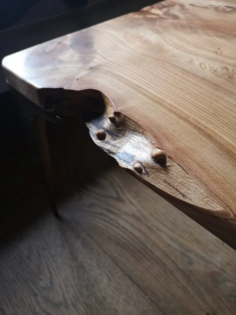 live edge table top, beautiful natural wood grain design