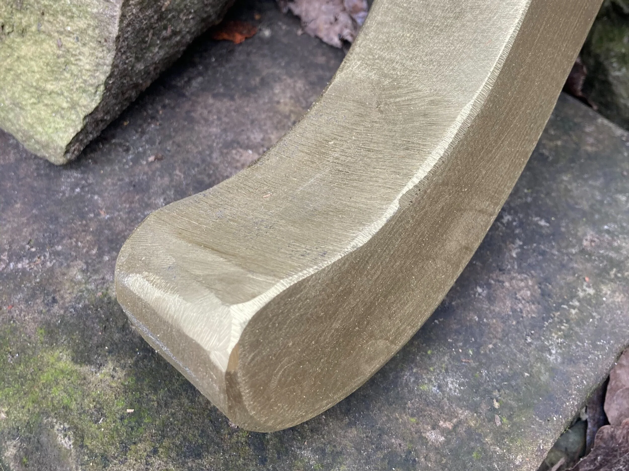 bronze wishbone closeup finish