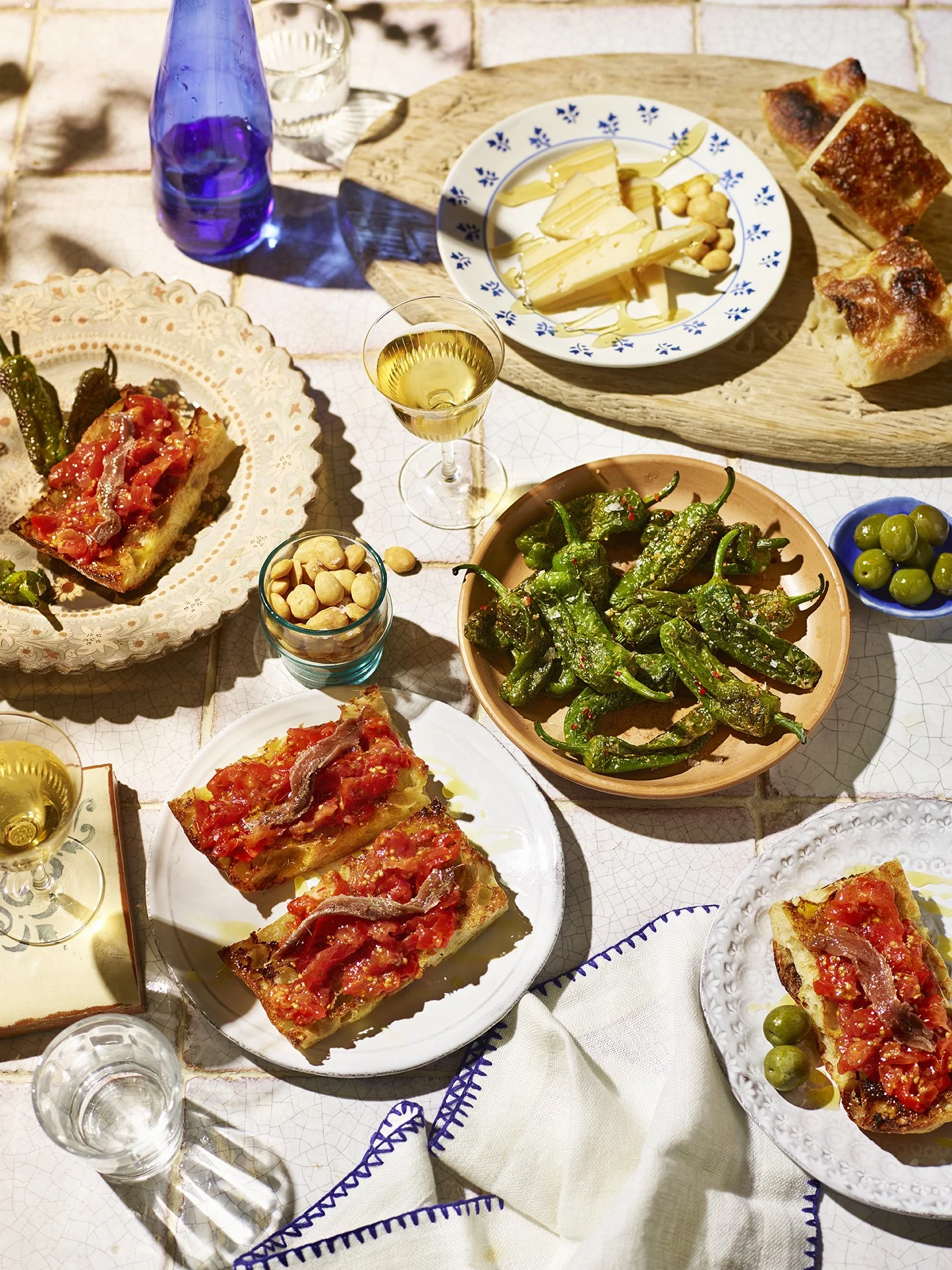 Tapas_Pan con Tomate, Padron Peppers_DW.jpg