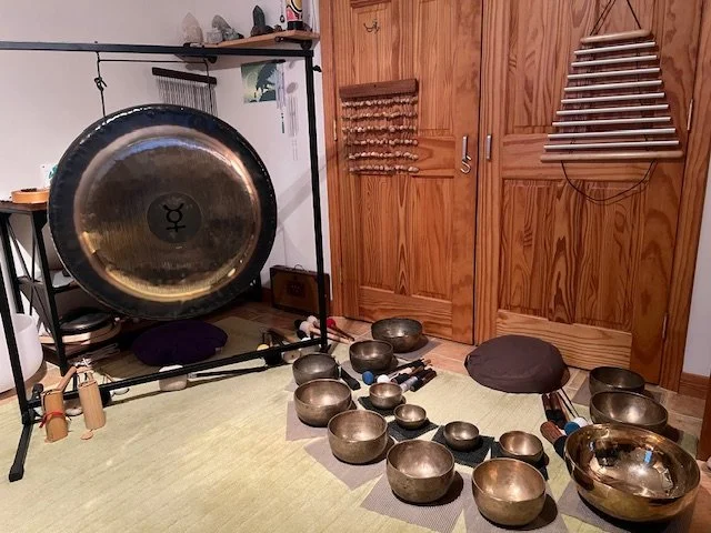 Bowls Gong Sound Room 1.jpeg