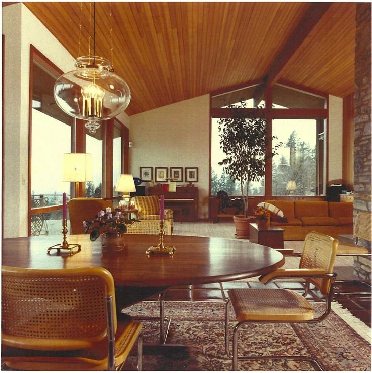 Mid Century Modern House Interior.jpeg
