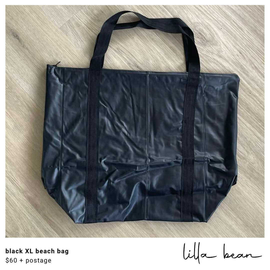 black XL beach bag — Lilla Bean