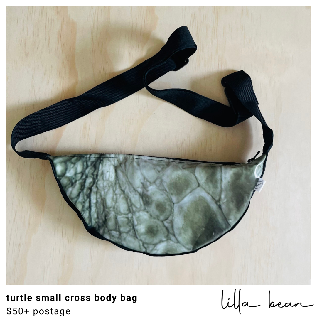 turtle small cross body bag
