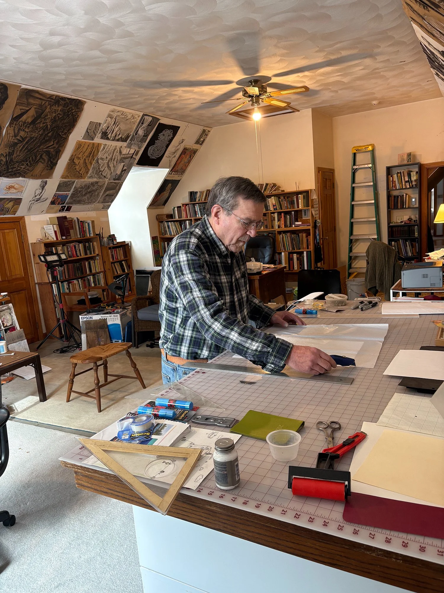 Bruce Bailey working in his studio