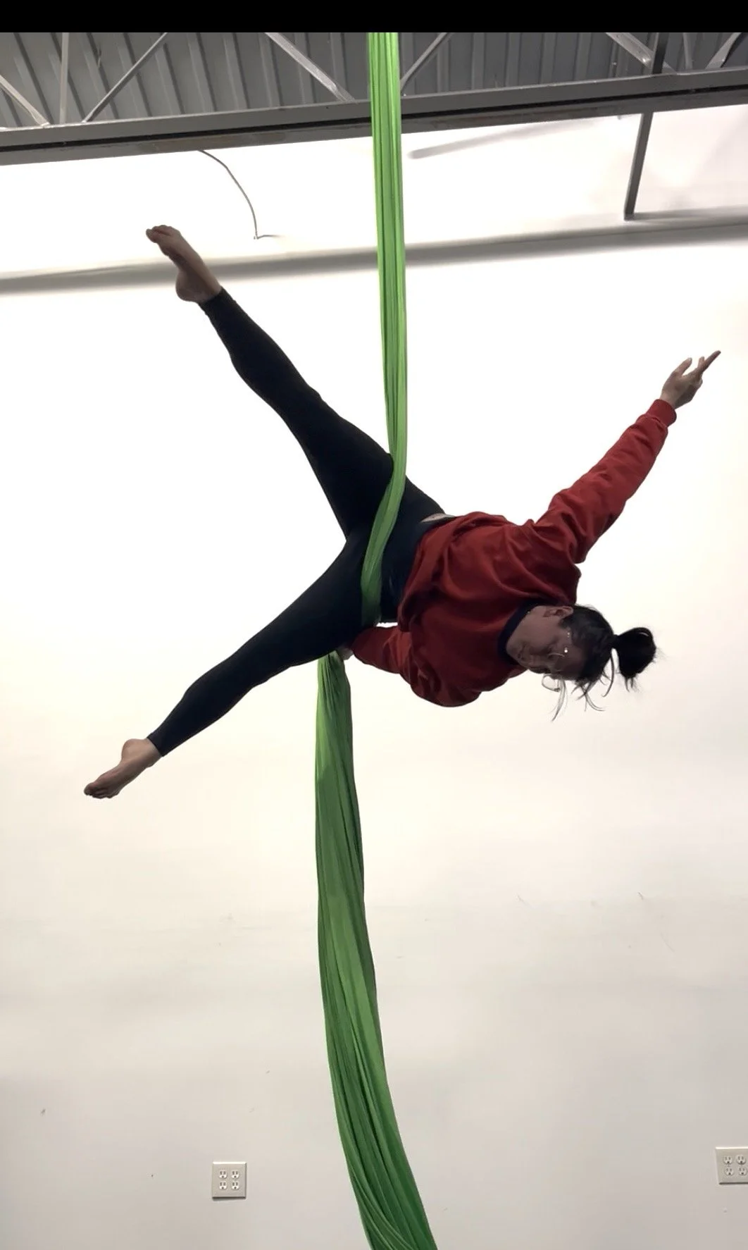 Aerial Conditioning with Sara (Wednesday)