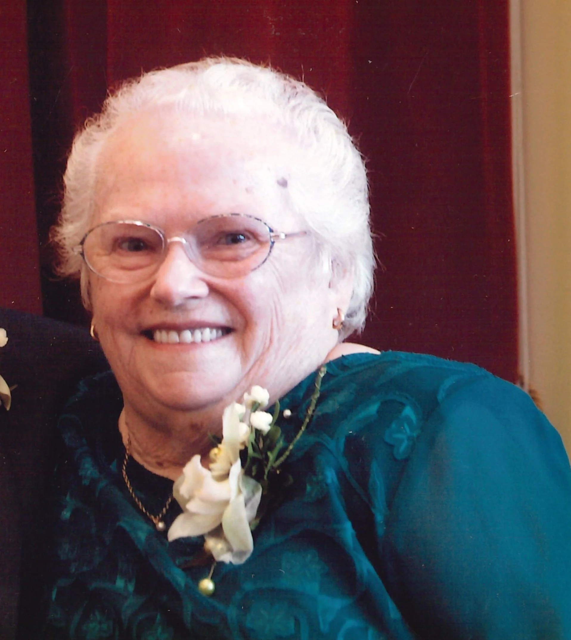 HOGAN, Elaine Ann — Avenal Park Funeral Home