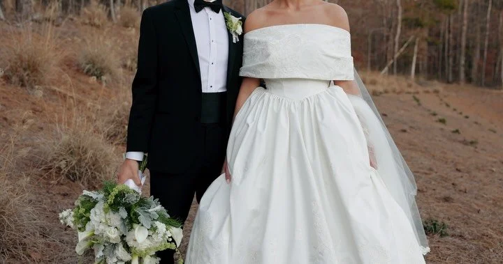 digital postcards from Christian and Anna Ruth&rsquo;s wedding day💌

#wedding #weddingvideography #weddingreels #mississippi #tennessee weddingreels smallbusiness weddingfilm weddingfilmmaker weddingvideographer videography cinematic trending missis