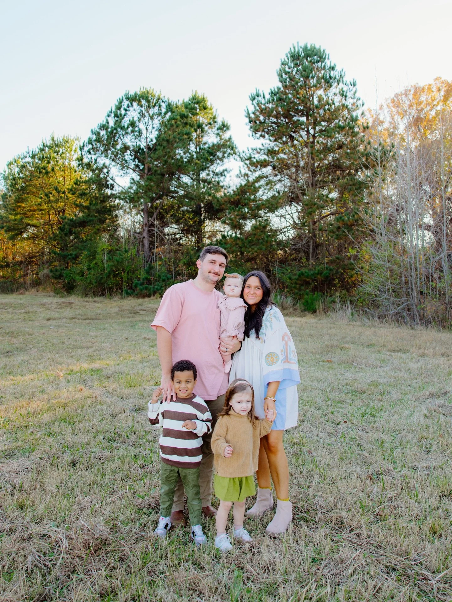The Barnett Fam💛✨

#wedding #weddingphotography #weddingphotos #photography #documentaryphotography weddingdetails mississippi tennessee smallbusiness southcarolina mississppiphotographer photography photographer