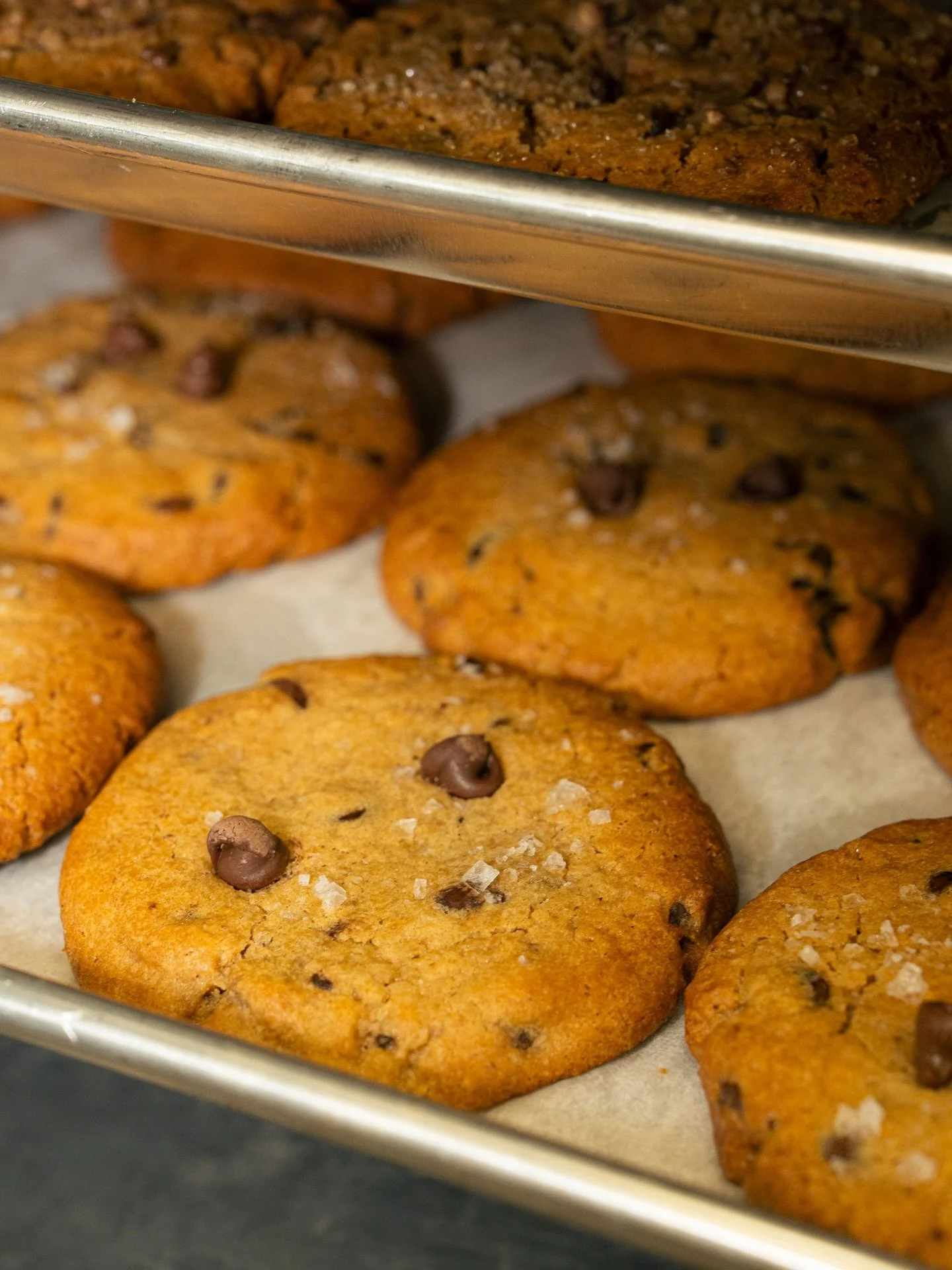 Secure your stash of cookies before you hunker down for the snowfall! 🍪❄️🌨️ 

We&lsquo;ve got what you need to get you through the weekend &ndash; whether it&rsquo;s a smoothly sweet bite of cheesecake, a mouthful of brownie, or a hot bowl of our d
