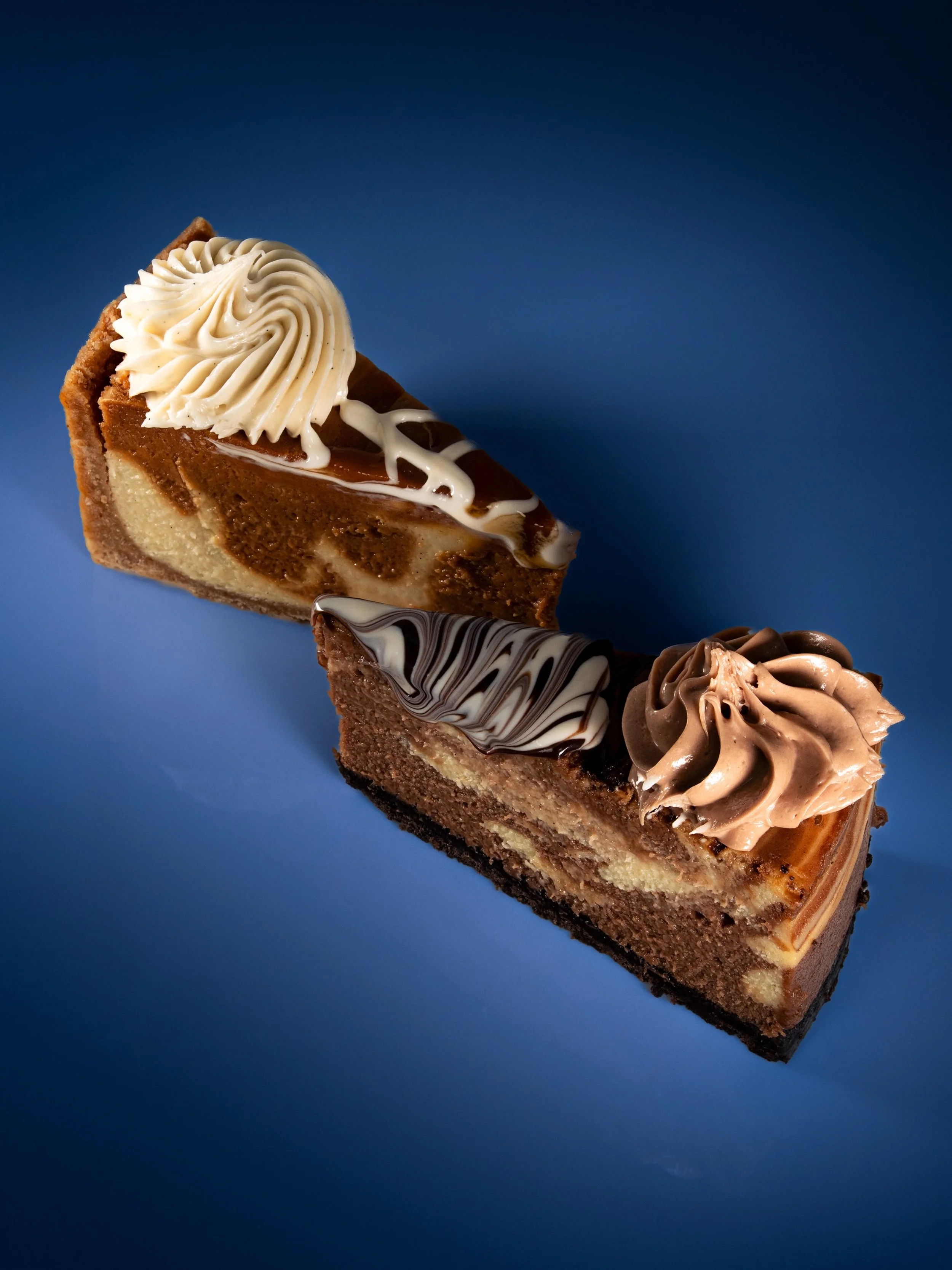 You know what day it is y&rsquo;all! Stop by before 5PM today for our Community Day special, cheesecake slices BOGO 1/2 off! See you soon! 

#cheesecakelover #bogodeal #614foodie #cbuslife #communityday