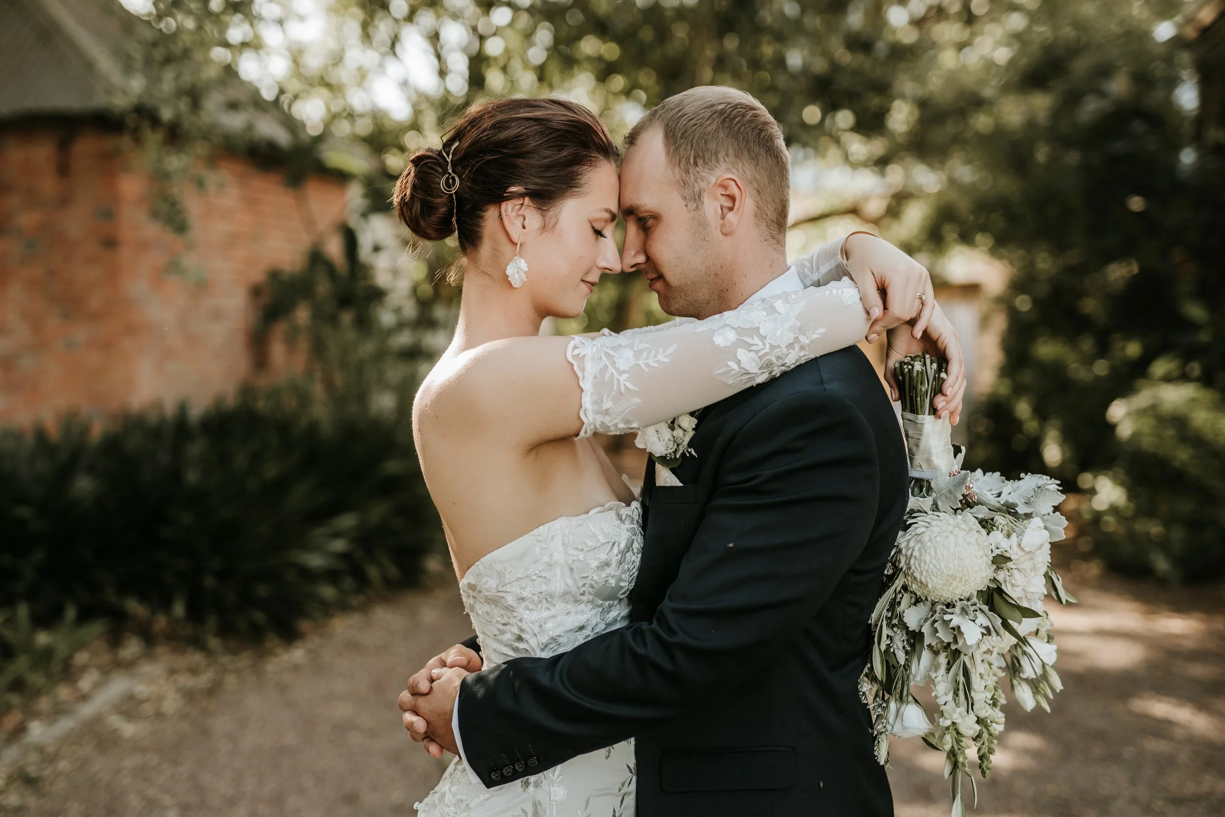 Sydney Wedding Hairstylist creates soft textured bridal bun hairstyle for Bride in Tocal, the Hunter Valley region NSW