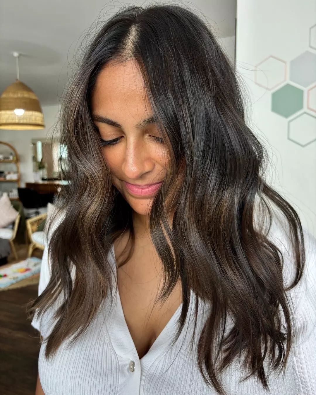 ✨ Embracing the beauty of brunette vibes with these cascading tresses! 🌿💫&nbsp; Let's hear it for the brunettes! 🙌

#BrownHairJourney#BrunetteLife#BrunetteLove#BrunetteHair#BrunetteBeauty#BrunetteStyle#BrunetteShades
#BrunetteHighlights#WarmBrunet