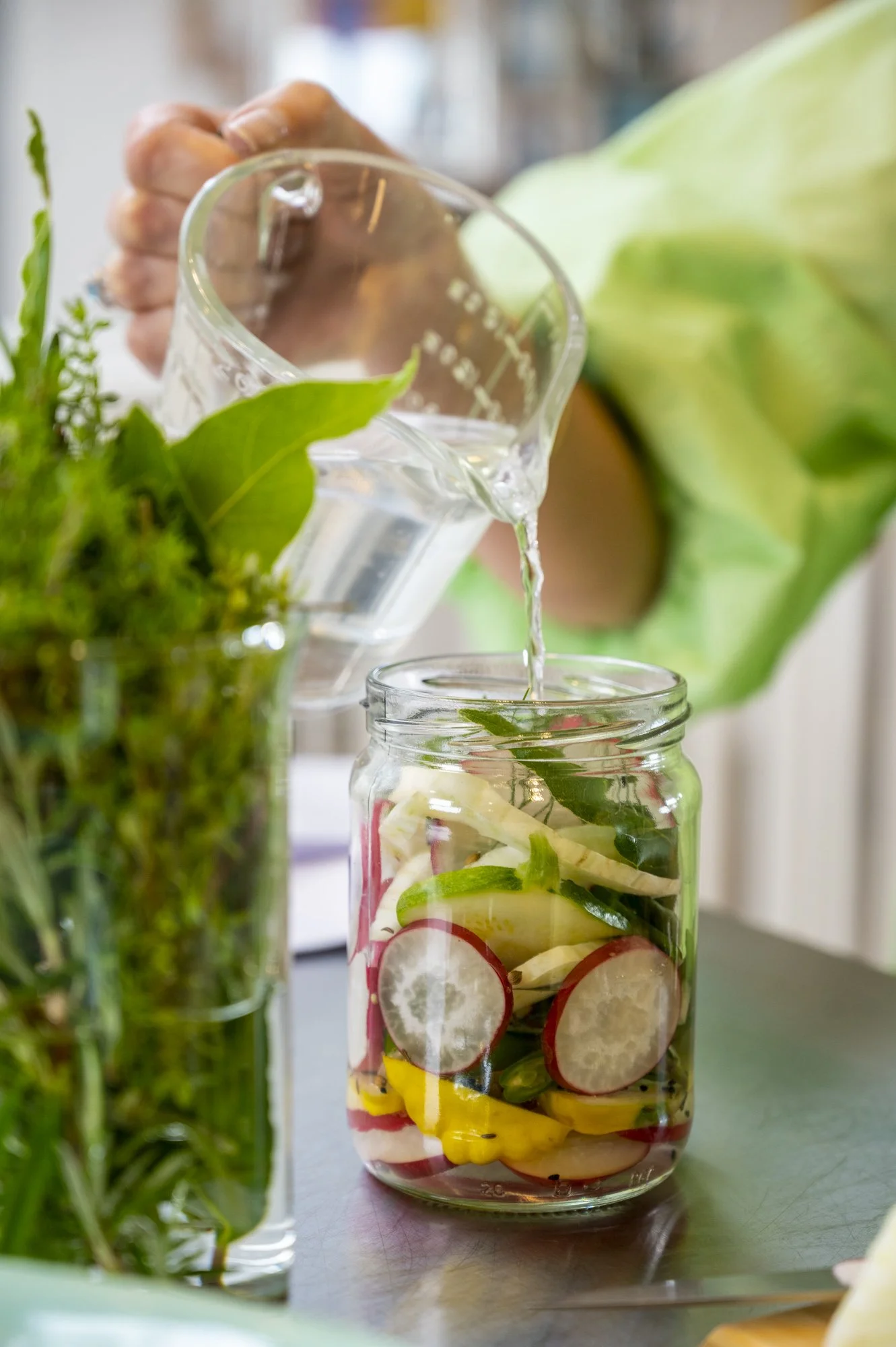 FillingFermentedVeggieJar.jpg