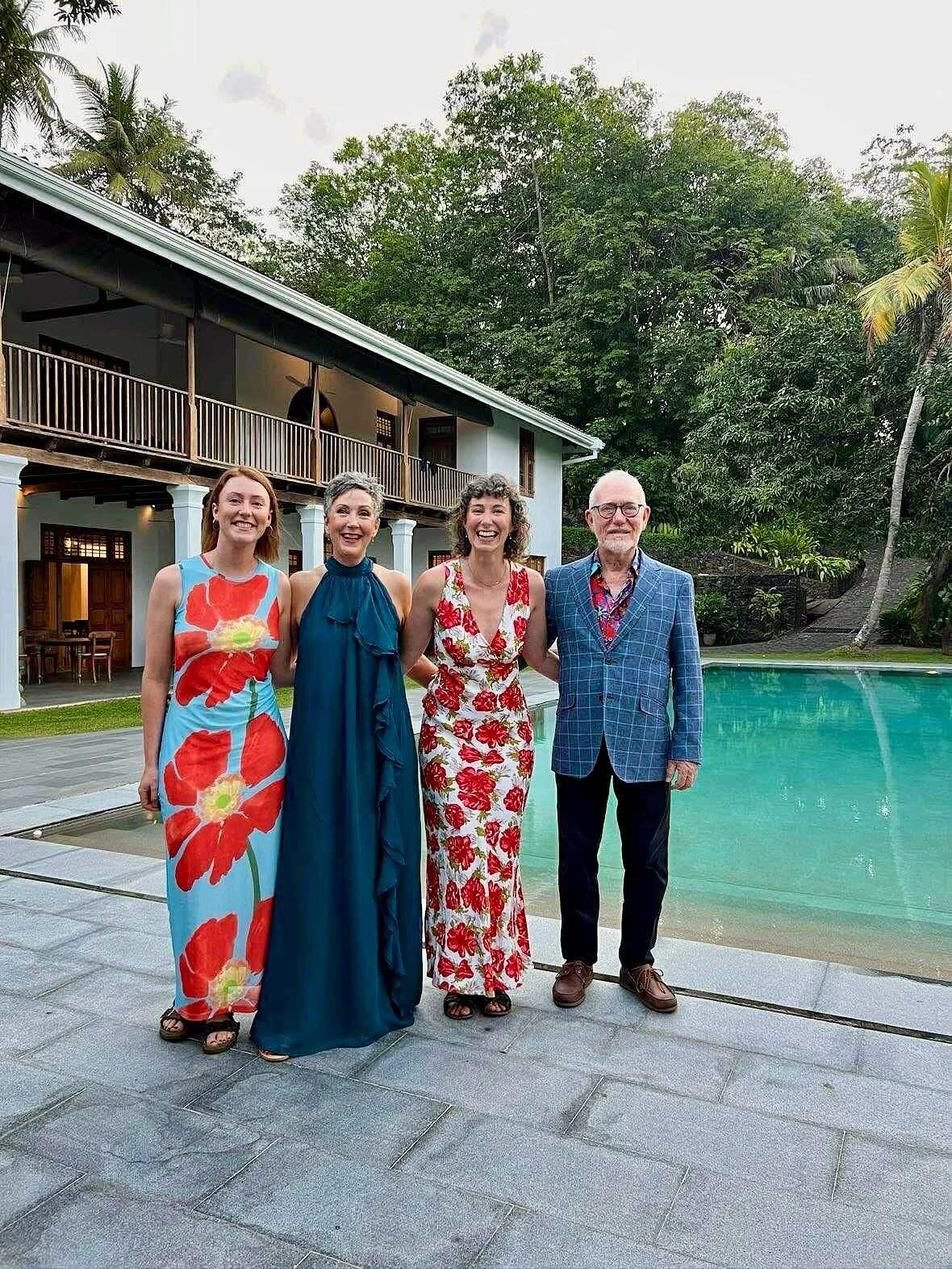 I am just beginning to emerge from the bubble of my birthday bliss: 5 glorious days of celebrating and feasting with family and friends at the most extraordinary villa @maligakanda by @edenvillasinsrilanka. 

As you might expect from me, a genuine, l
