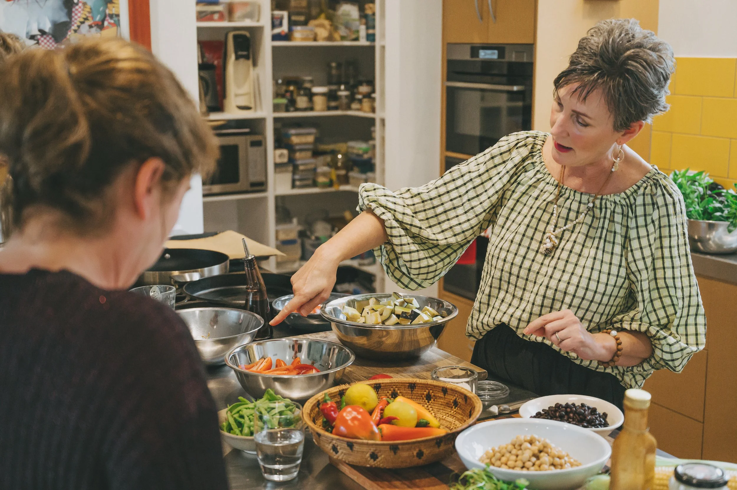 Andrea teaching in her Willunga kitchen.jpg