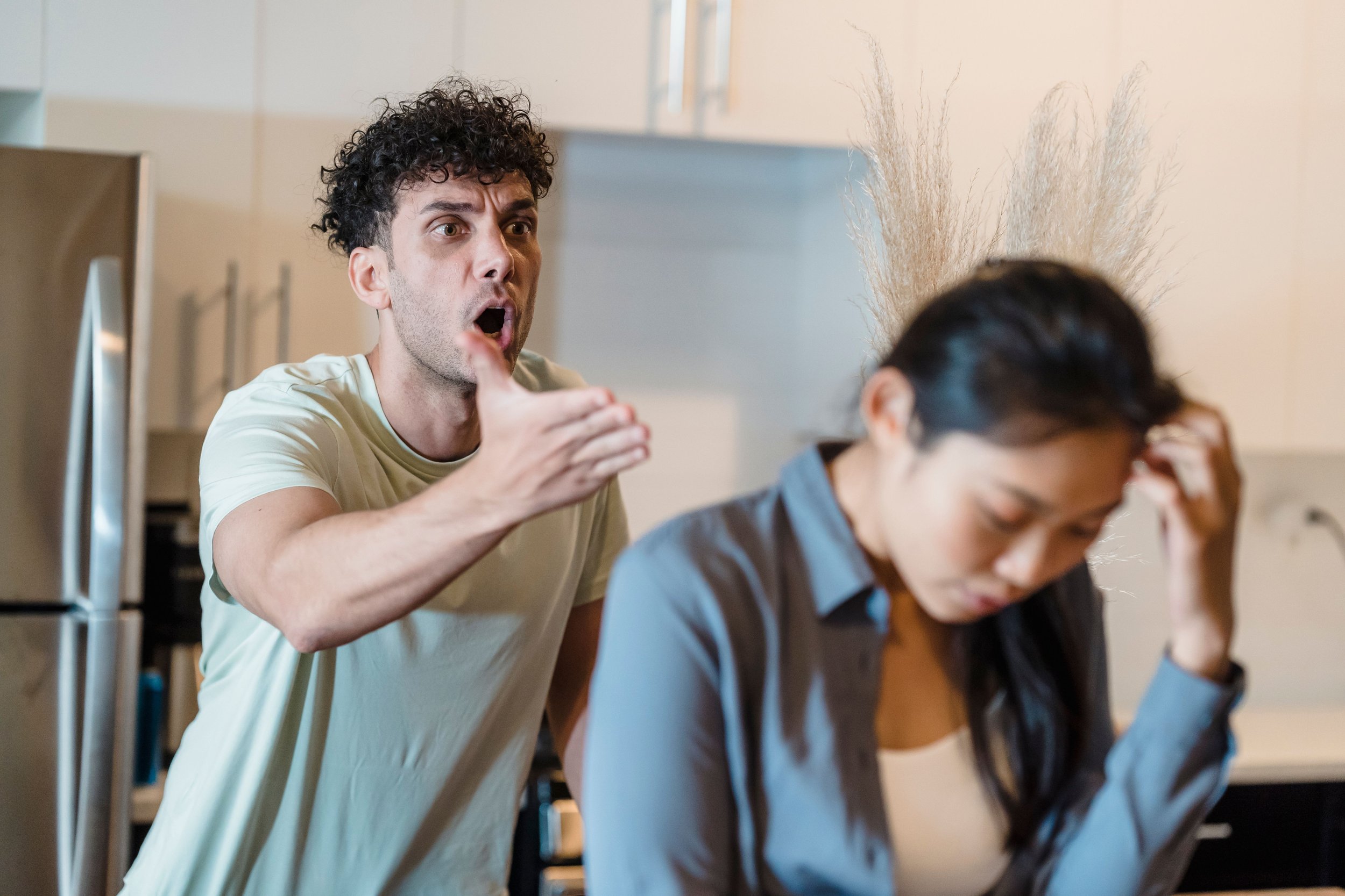 When Love Turns to Hate: Navigating High-Conflict Marriage and Divorce