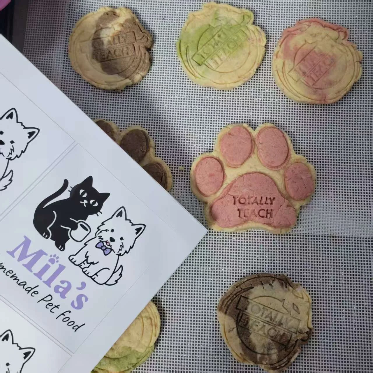 Find Mila’s Homemade Pet Food Inside Our Totally Teach Welcome Boxes