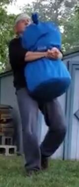 Bearhug_sandbag_carry2.JPG