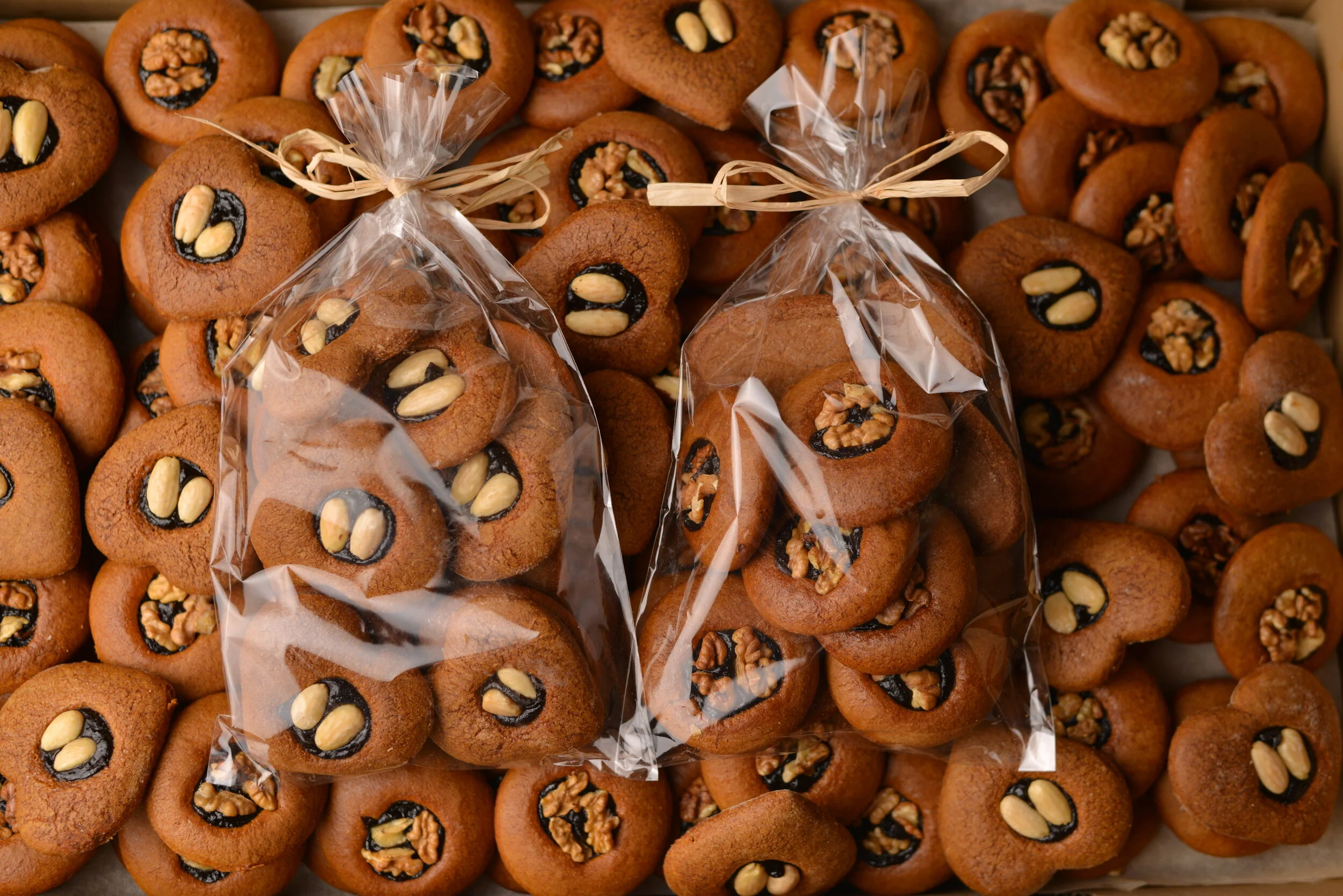 Darčekový balíček medovníčkov srdiečka, koliečka, mix