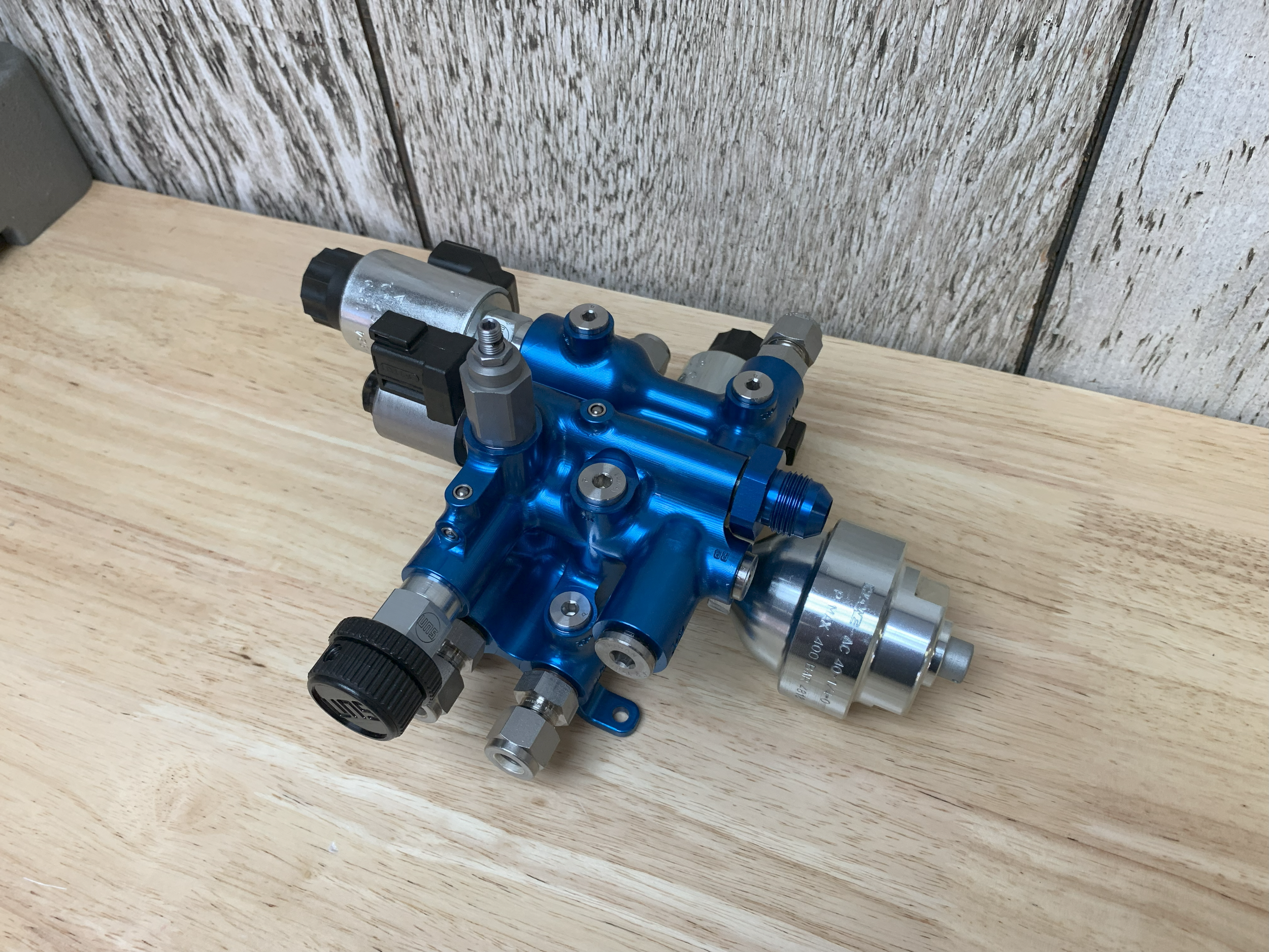 Manifold 2.png