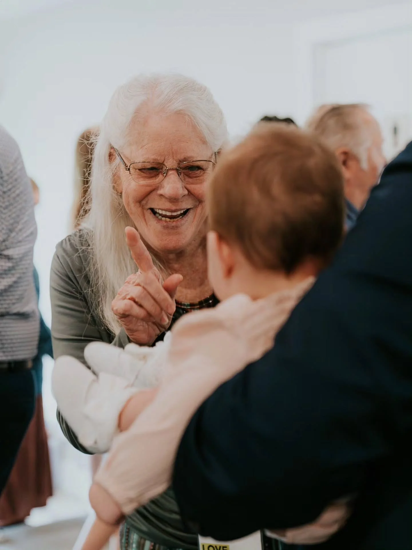 It's a guarantee that you'll find plenty of smiles, heartfelt worship, and a loving church family at Meta Church! ❤️