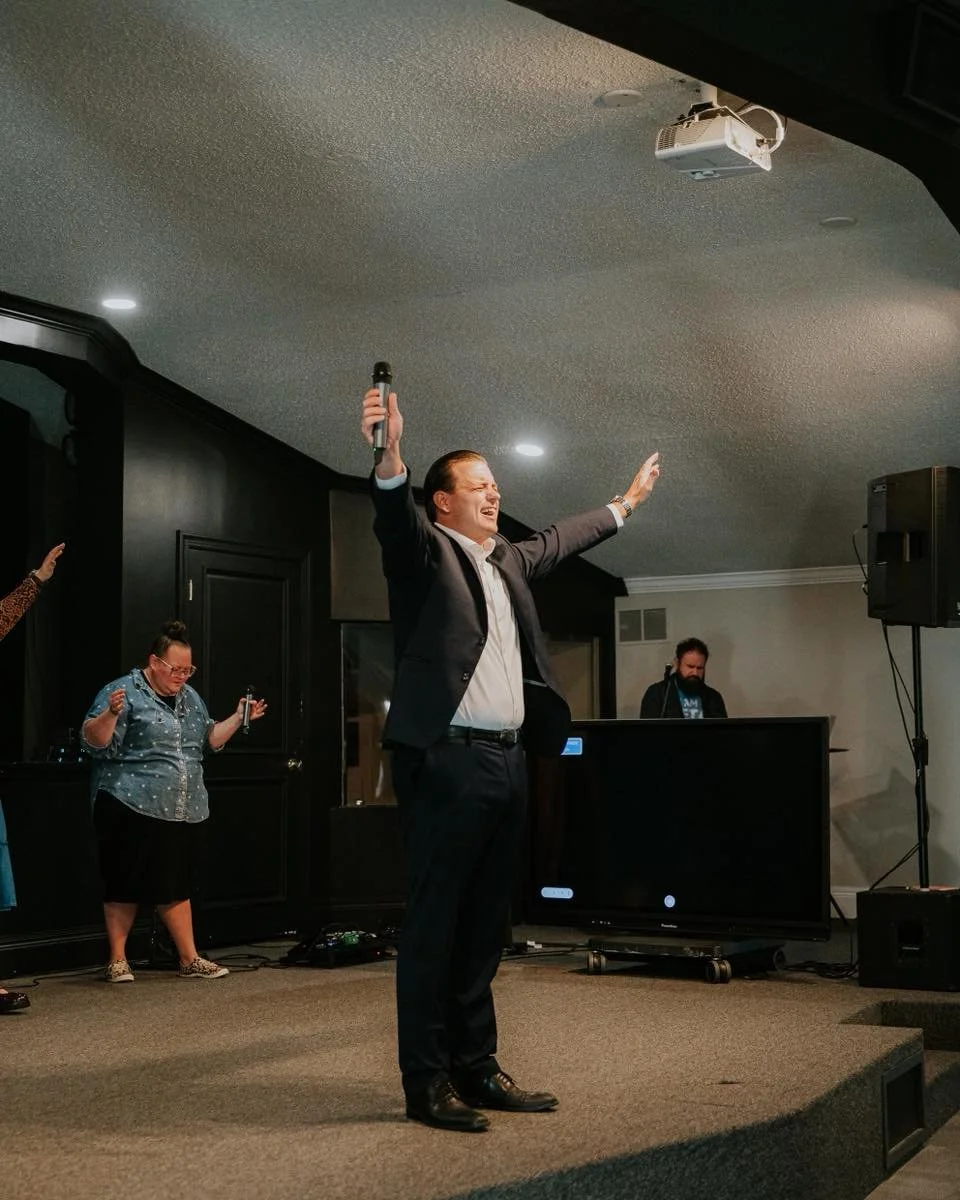 God still speaks! 🙌🏽

Today was a reminder to slow down, lean in, and make room to hear what He&rsquo;s saying.

Sunday was good to us. 🤍