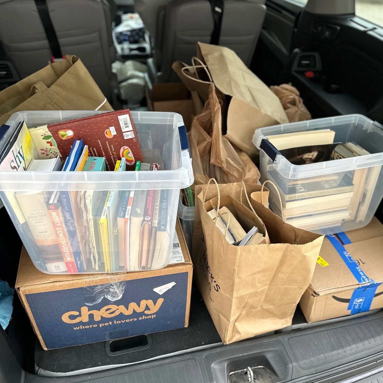 Thank you for your book donations! A carload of books was delivered to @bfk_athens  yesterday in support of their mission to help children in our community keep reading all summer long. Thanks so much!