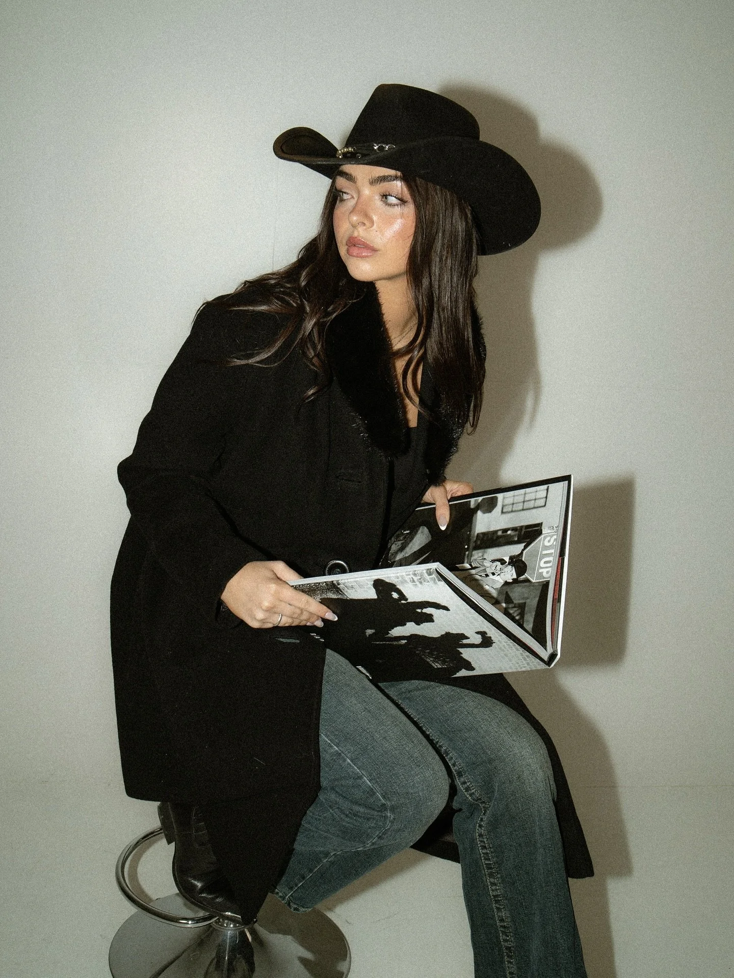 New hat, new personality 🤠
.
.
#cowgirl #fashion #thingstodo