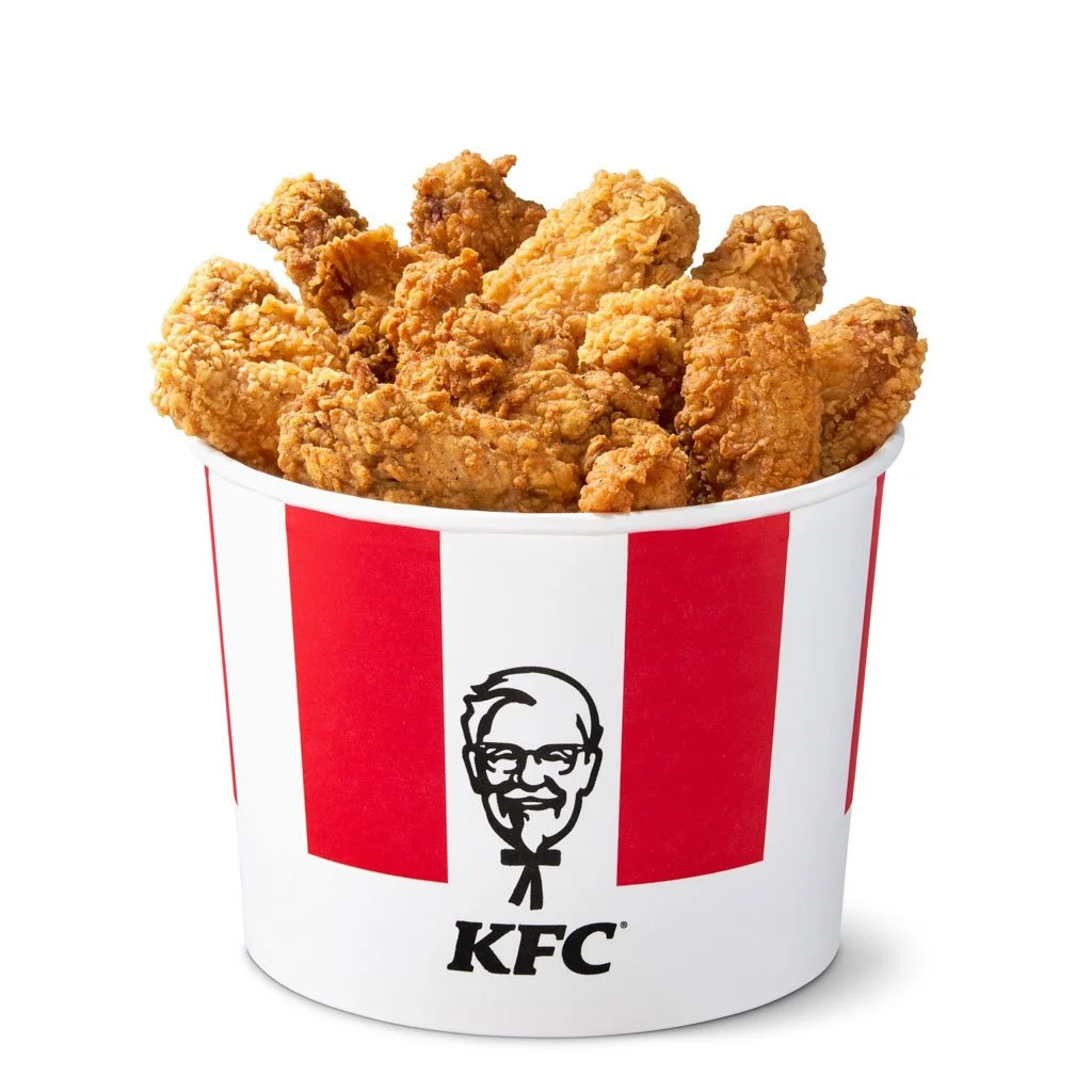 kfc-hot-and-spicy-wings-bucket-tuotekuva-levalampi-visuals.jpg