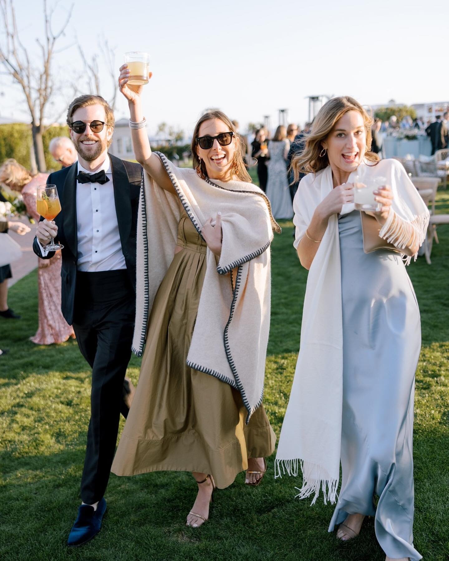 Woohoo!! It&rsquo;s the weekend!!! 🥂😎

Editing this gallery from a few weeks ago and absolutely love the energy of these guests!!! Also check out their outfits!! Wedding guest attire on point am I right?! 😍🔥

 .
.
.
.
.
.
#rosewoodmiramarwedding 