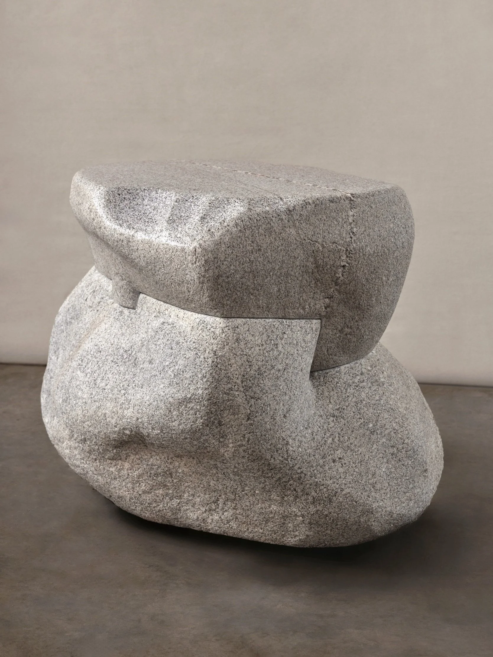 Clouds Table