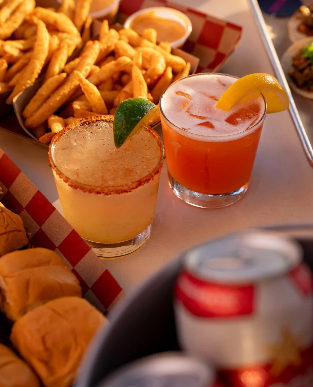 Big screen. Big flavors. Big energy. 🏈
Catch every play and cheer on your favorite NFL team on our 25&rsquo; outdoor screen while you enjoy game-day specials like taco platters, Lone Star buckets, and more!