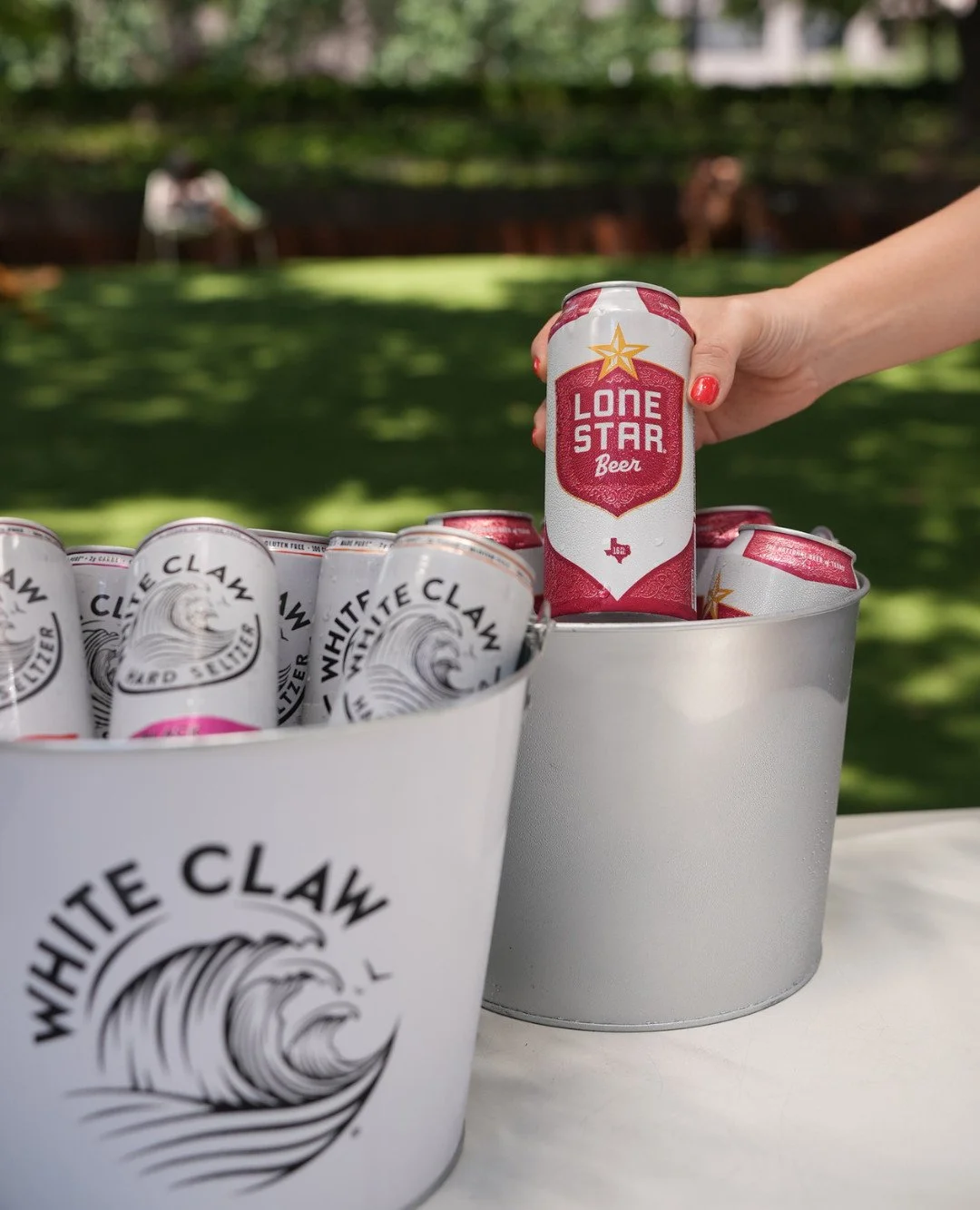 Celebrate the big game at Fareground this Sunday with $9 Dulce Vida Margaritas and $25 White Claw and Lone Star buckets at DRINK!