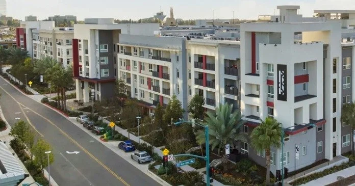 Waterford and H&amp;S Ventures Acquire Edge Apartments in Anaheim