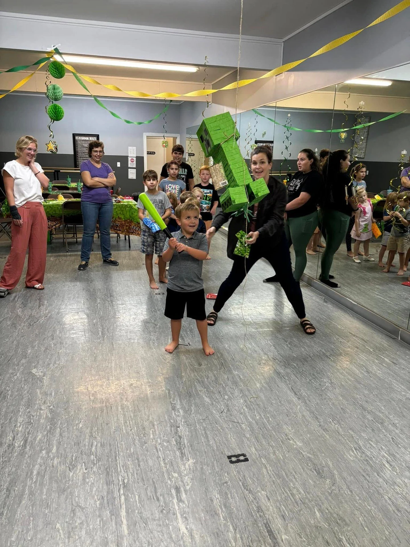 🎂 Celebrate BIG at Dance It Out or Flip It Out! 🎉

Give your child the ultimate birthday party&mdash;whether they want to dance or flip their way into fun! From high-energy lessons and crafts to pizza, goody bags, and stress-free cleanup, we make