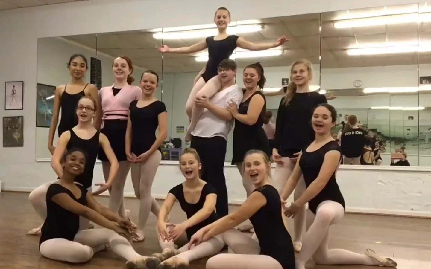 It&rsquo;s time for&hellip; Throwback Thursday! 🕰️

Wow! What a cool lift! 

We&rsquo;re missing these alumni extra hard today! 🥺